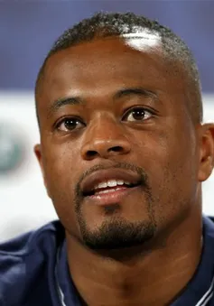 Evra có cơ hội đối đầu với Man Utd