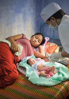 Tăng cường công tác đảm bảo sinh đẻ an toàn cho bà mẹ và trẻ sơ sinh