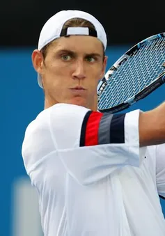 Matthew Ebden giành quyền vào vòng 2 Miami mở rộng 2018