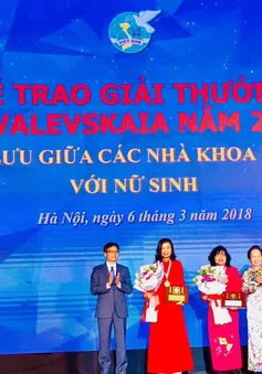 Trao giải thưởng Kovalevskaia năm 2017 cho 2 nhà khoa học nữ