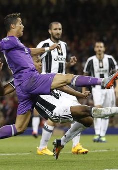 Chiellini tiết lộ bí quyết ngăn chặn Cristiano Ronaldo
