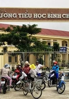 Cách chức Hiệu trưởng vụ cô giáo bị ép quỳ xin lỗi phụ huynh