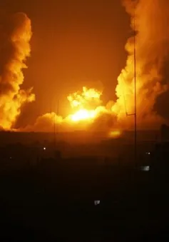 Israel đẩy mạnh không kích đáp trả Hamas ở dải Gaza