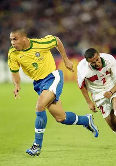 Pele, Maradona và Ronaldo trong top 10 huyền thoại World Cup