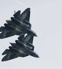 Quân đội Nga ký hợp đồng mua lô tiêm kích tàng hình Su-57 đầu tiên