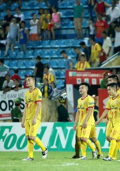 CLB Nam Định bị phạt 50 triệu đồng và phải thi đấu trên sân không có khán giả ở vòng 20 V.League