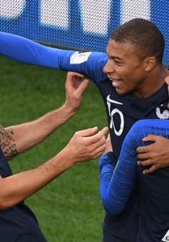 Pháp vô địch: HLV Deschamps làm nên lịch sử, Mbappe xứng danh tiểu Pele và tuyệt vời tinh thần Croatia