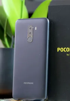 Pocophone F1 "cháy hàng" tại Ấn Độ