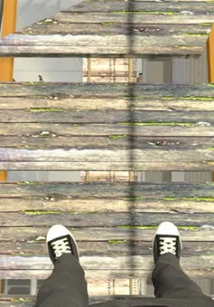 Chữa chứng sợ độ cao bằng chơi game thực tế ảo