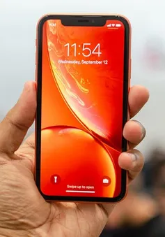 Hôm nay (26/10), iPhone XR chính thức lên kệ