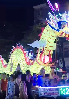 Rộn ràng không khí Trung thu với Lễ hội Thành Tuyên 2018