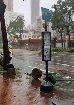 Bão Mangkhut đổ bộ Trung Quốc, 2 người thiệt mạng