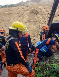 Philippines: Chạy đua với thời gian tìm kiếm người mất tích do lở đất