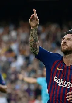 Messi rực sáng Champions League, Neymar và Ronaldo mất hút