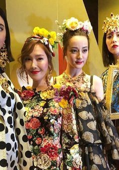 Loạt nữ thần châu Á làm náo loạn sàn diễn Dolce & Gabbana