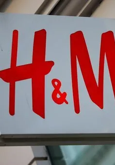 H&M thay đổi phong cách để bắt kịp xu hướng bán lẻ thời trang