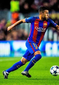 Rafinha trên đường rời Barcelona