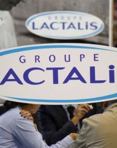 Pháp thừa nhận sữa Lactalis nhiễm khuẩn vẫn còn trên thị trường