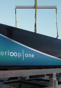 Chính thức thử nghiệm trước công chúng tàu điện từ siêu tốc Hyperloop