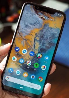 Đập hộp Nokia 8.1 - smartphone chạy Snapdragon 710 có giá rẻ nhất tại Việt Nam