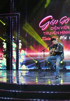 Gặp gỡ diễn viên truyền hình 2019: Huỳnh Anh như lãng tử với cây đàn guitar