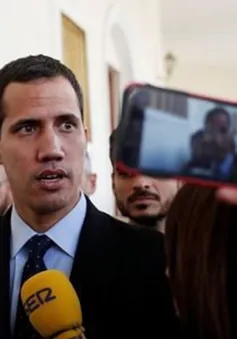 Venezuela áp đặt lệnh cấm xuất cảnh đối với ông Juan Guaido