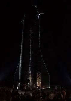 SpaceX ra mắt phi thuyền thám hiểm sao Hỏa