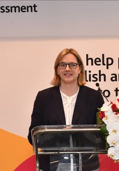 Tổng Giám đốc Cambridge Assessment English: Kỹ năng tiếng Anh nơi làm việc là vấn đề lớn với người lao động
