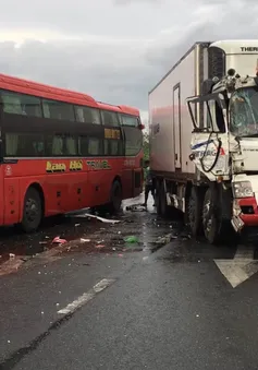 Tai nạn giao thông liên hoàn trên Quốc lộ 1 qua Khánh Hòa