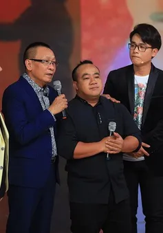 Ký ức vui vẻ: Hiếu Hiền bật khóc trải lòng về ngày mẹ mất vẫn phải ra sân khấu biểu diễn