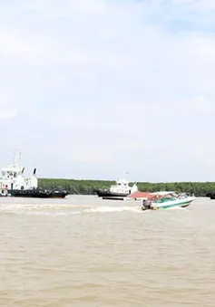 Đã chốt phương án trục vớt tàu chìm trên sông Lòng Tàu