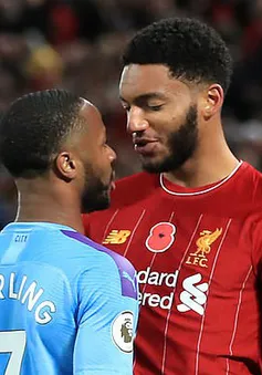 Raheem Sterling lên tiếng xin lỗi người hâm mộ sau vụ xô xát với Joe Gomez