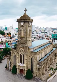 Khám phá Nhà thờ Đá Nha Trang