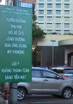 TP.HCM: Lắp đặt biển thông báo xử lý xe vi phạm ở tuyến thu phí đậu ô tô