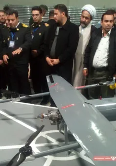 Iran ra mắt máy bay không người lái hiện đại Pelican-2