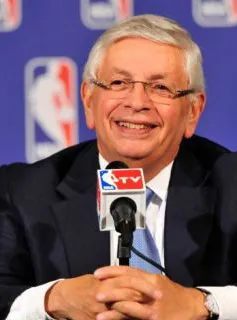 Cựu chủ tịch NBA David Stern nhập viện