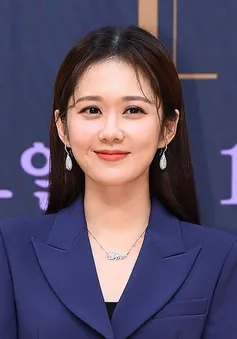 Jang Nara xem xét tham gia phim tình cảm hài mới