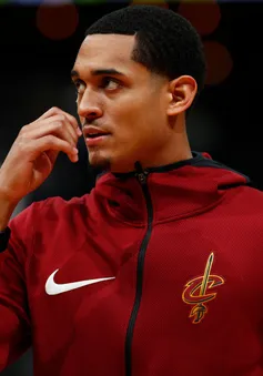 Cleveland Cavaliers chuyển Jordan Clarkson sang Utah Jazz