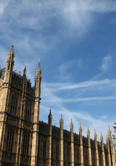 Tháp Big Ben đã sẵn sàng điểm chuông chào năm mới