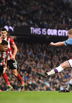 Man City 2-0 Sheffield Utd: De Bruyne, Aguero lên tiếng, nhà vô địch vượt ải khó