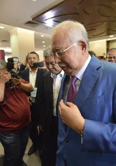 Cựu Thủ tướng Malaysia Najib Razak bào chữa trước tòa