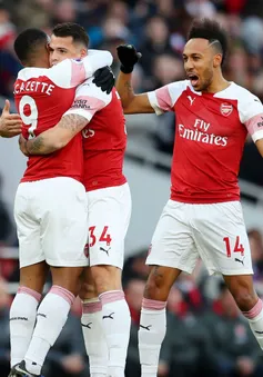 Jamie Carragher: Arsenal là đội có thực lực yếu nhất top 6