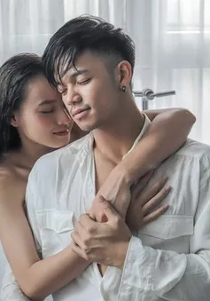 Trọng Hiếu trở lại với MV Yêu là