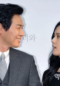 Han Ga In và Yeon Jung Hoon chào đón quý tử