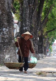 Trời chuyển nắng, nhiệt độ tăng ở khu vực Bắc miền Trung