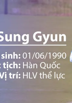 HLV thể lực điển trai của U23 Việt Nam là ai?