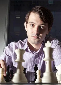 Martin Shkreli tiếp tục điều hành công ty dù phải ngồi tù