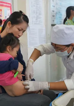 Đắk Lắk: khan hiếm vaccine dịch vụ 6 trong 1