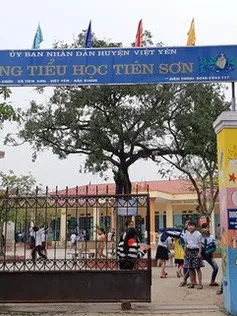 Bắc Giang: Điều chuyển thầy giáo bị tố sàm sỡ học sinh nữ xuống làm nhân viên hành chính