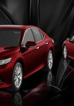 Toyota Camry 2019 về Việt Nam có giá rẻ hơn gần 100 triệu đồng